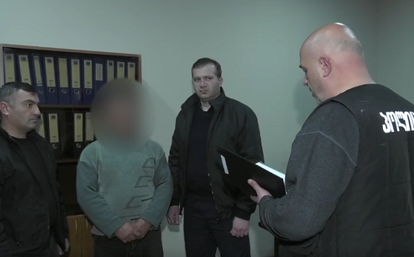 დმანისში, ცოლის მკვლელობაში ბრალდებული კაცი პოლიციაში თავად გამოცხადდა - შსს