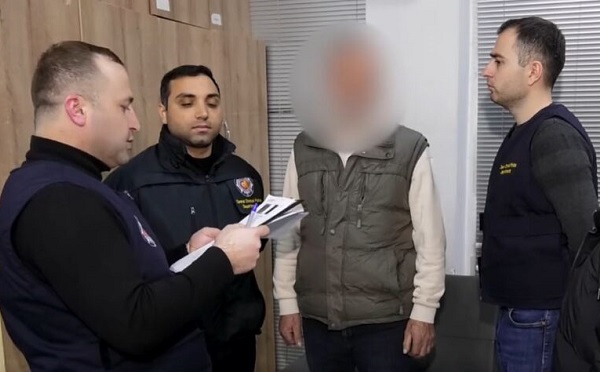 ბათუმში ინტერპოლის წითელი ცირკულარით ძებნილი პირი დააკავეს