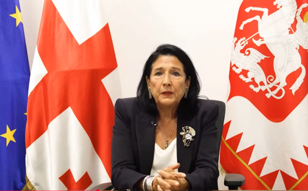 საერთაშორისო საზოგადოებას ირანელი ხალხის დაცვის ვალდებულება აქვს, მსურს ირანში ეთნიკურად ქართველი თემისადმი გამოვხატო ჩემი ღრმა სამძიმარი, მათთვის, ვინც ისპაჰანში მოკლეს - სალომე ზურაბიშვილი