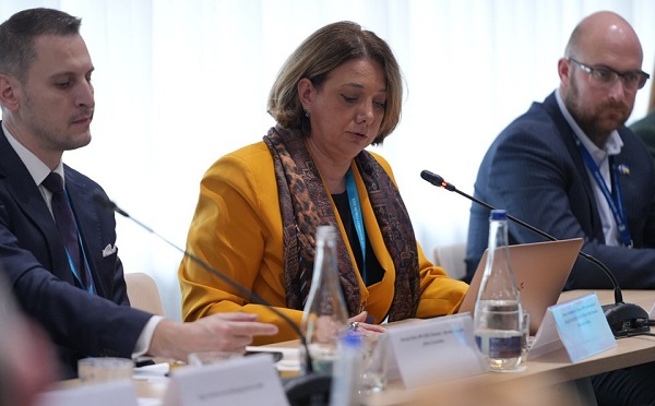 ივანიშვილის პროვინციული ავტოკრატიის მსახურებს ტრამპზე რამის თქმა ეშინიათ, ვენესუელაში სპეცოპერაცია ჩაატარა ტრამპმა, მადუროს ასამართლებენ ნიუ-იორკში, პაპუაშვილი კი ისევ ბრიუსელს აგინებს - სალომე სამადაშვილი