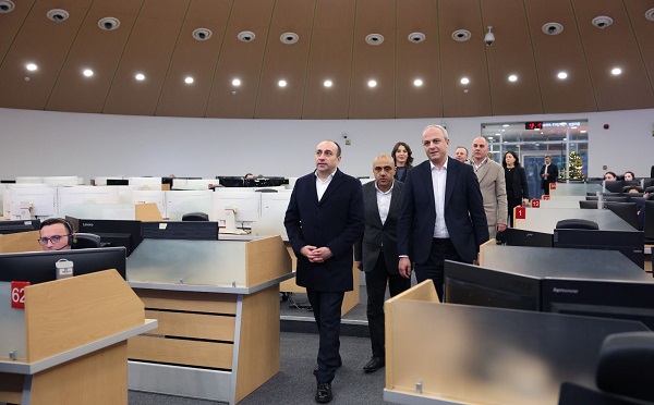 გეკა გელაძე, უწყების სხვადასხვა დანაყოფს ეწვია და მორიგე თანამშრომლებს ახალი, 2026 წლის დადგომა მიულოცა