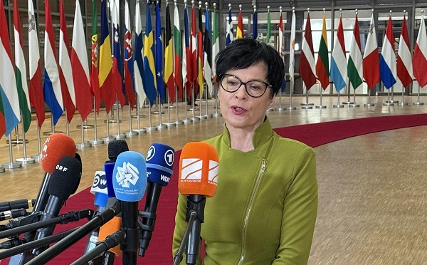 მხარს ვერ დავუჭერ მთავრობას, რომელიც საკუთარი ხალხის წინააღმდეგ მოქმედებს და მუშაობს - მარტა კოსი „ქართულ ოცნებაზე“