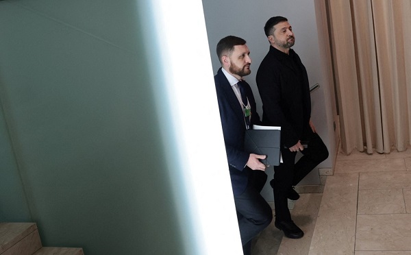 დავოსში დონალდ ტრამპისა და ვოლოდიმირ ზელენსკის შეხვედრა მიმდინარეობს