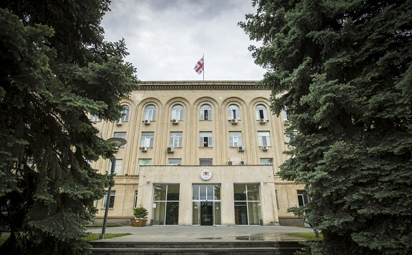 პლასტიკის მოხმარების შემცირების მიზნით, 2026 წლის 1 აპრილიდან კიდევ ერთი ახალი რეგულაცია ამოქმედდება