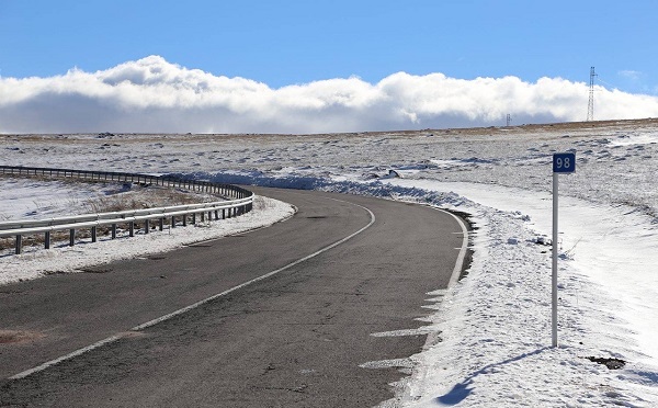 ფარავნის უღელტეხილი-ნინოწმინდას მონაკვეთზე მისაბმელიანი და ნახევრადმისაბმელიანი ავტოტრანსპორტის მოძრაობა აღდგა