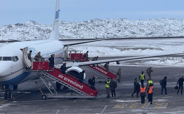 გერმანიის შეიარაღებული ძალების 15-მა სამხედრომ გრენლანდია დატოვა