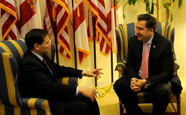 მახსოვს, ერთ-ერთი შეხვედრის დროს, მარკო რუბიოს მივესალმე: „გაუმარჯოს კუბას!“ მან შემისწორა და მითხრა: „გაუმარჯოს თავისუფალ კუბას!“ - მიხეილ სააკაშვილი