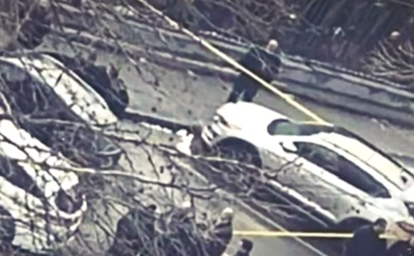 სუს-ის თანამშრომელი მანქანაში ცეცხლსასროლი იარაღით მიყენებული ჭრილობით გარდაცვლილი იპოვეს