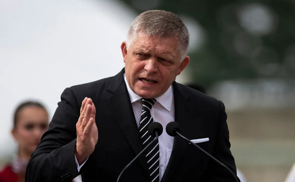 რობერტ ფიცო ვენესუელაზე აშშ-ის დარტყმებს გმობს