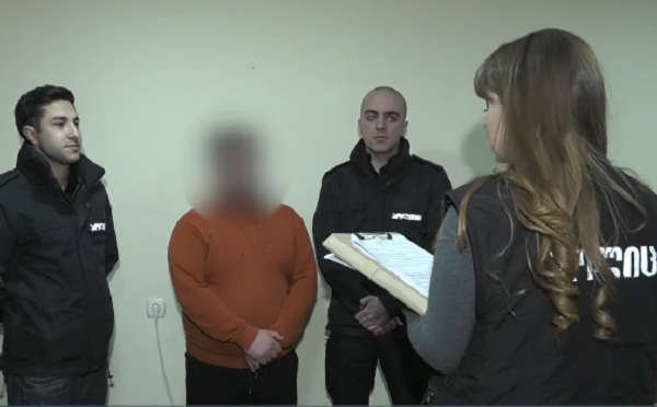 დააკავეს მძღოლი, რომელიც გარდაბანში ნასვამ მდგომარეობაში მსუბუქი ავტომობილით ქვეითს დაეჯახა