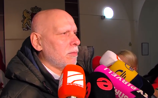 მინისტრი შეუვალია და ამბობს, რომ შეიძლება მხოლოდ ვიმსჯელოთ, უნივერსიტეტების გაერთიანების პროცესი როგორ გახდეს მაქსიმალურად უმტკივნეულო, გადაწყვეტილება უკვე მიღებულია - იაგო კაჭკაჭიშვილი