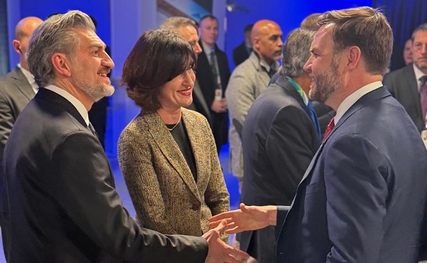 მიხეილ ყაველაშვილი და მაკა ბოჭორიშვილი ზამთრის ოლიმპიური თამაშების გახსნისადმი მიძღვნილი ღონისძიების ფარგლებში, აშშ-ის ვიცე-პრეზიდენტ ჯეი დი ვენსსა და აშშ-ის სახელმწიფო მდივანს მარკო რუბიოს შეხვდნენ