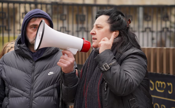 იმ სკვერში იყო ჩვეულებრივი საყოფაცხოვრებო ჩხუბი, დანარჩენ ჩხუბში ჩემი შვილი არ არის - გიგა ავალიანის მკვლელობის საქმეზე ბრალდებული დემეტრე ჩიქოვანის დედა