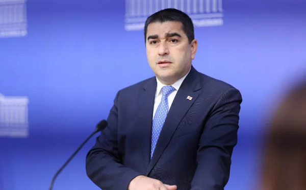 „ქართველი ხალხის მეგობრობა“ სიტყვებით არ იზომება, მეგობრობა პასუხისმგებლობით, ქართველი ხალხის სუვერენიტეტისა და კონსტიტუციური წესრიგის პატივისცემით მტკიცდება - შალვა პაპუაშვილი