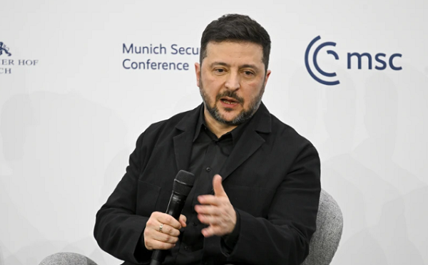 მხოლოდ ვიქტორ ორბანს შეუძლია იფიქროს, როგორ გაიზარდოს ღიპი და არა იმაზე, თუ როგორ გაზარდოს არმია რუსული ტანკების შესაჩერებლად - ვოლოდიმირ ზელენსკი