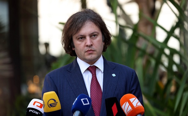 წარმოუდგენელია, როდესაც ესტონეთის საელჩო ცდილობს განათლების რეფორმის პოლიტიზებას და ამ ყველაფერში არის აყოლილი რადიკალური ოპოზიციის დღის წესრიგს - კობახიძე