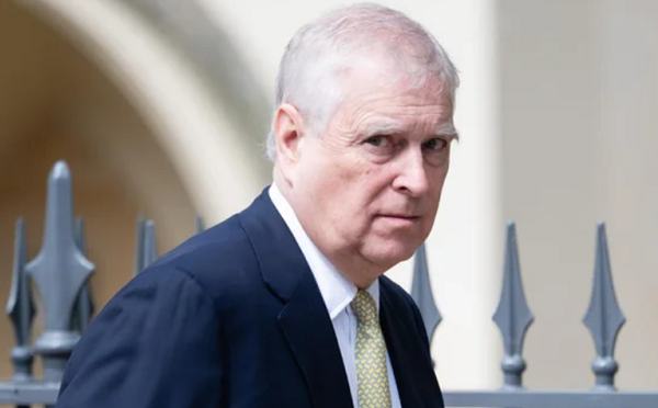 მეფე ჩარლზის ძმა, ენდრიუ მაუნტბატენ-უინძორი თითქმის 12-საათიანი პატიმრობის შემდეგ გაათავისუფლეს