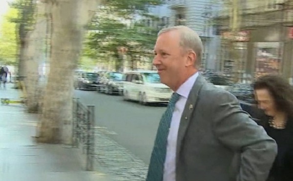 დიდი ბრიტანეთის ელჩმა საგარეო საქმეთა სამინისტრო დატოვა