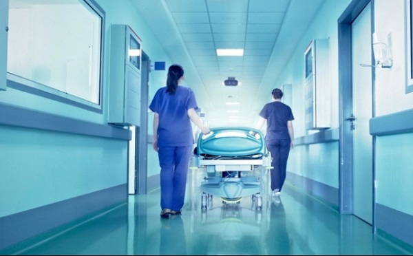 ბათუმში, კლინიკაში დედამ ახალშობილს ყელის არეში დაზიანებები მიაყენა