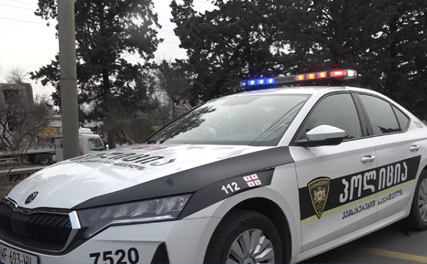 სურამში, საცხოვრებელ სახლში ჯგუფურად, უკანონოდ შეაღწიეს და 10 000 ლარამდე ღირებულების ელექტრომოწყობილობა წაიღეს - დაკავებულია 2 პირი