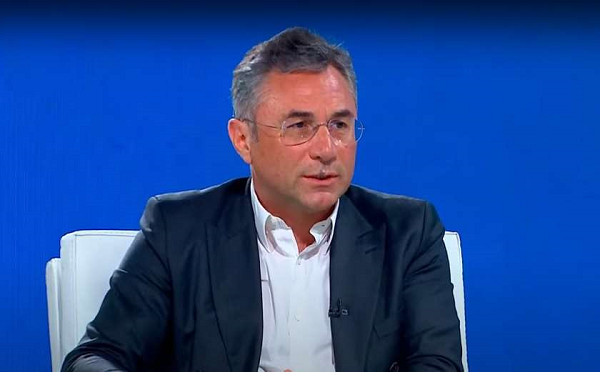 ჩემს პარტნიორებთან გრძელი და დაძაბული კონსულტაციების შემდეგ, გადავწყვიტეთ, რომ დღევანდელ სიტუაციაში, ყველაზე გონივრული გამოსავალი არის ჩვენი „იმედთან“ დამშვიდობება - ირაკლი რუხაძე