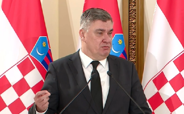 საქართველოს ბარიერებს უქმნიან, მორალური დილემის წინაშე აყენებენ, ეს არის ხელების გადაგრეხა და შანტაჟი, ჩამოვედი საქართველოში, რომ ეს მეთქვა - ხორვატიის პრეზიდენტი