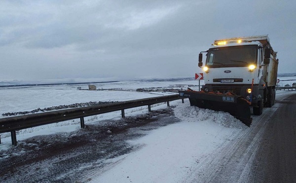 ახალციხე-ვალეს საბაჟოს მონაკვეთზე მისაბმელიანი და ნახევრადმისაბმელიანი ავტოტრანსპორტის მოძრაობა აკრძალულია