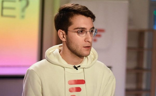 პროკურატურა ნიკოლოზ კვარაცხელიას შეკვეთით, ჯგუფურად განზრახ მკვლელობის ორგანიზების ფაქტზე გურამ კაკულიას, დავით კაკულიას და ბესარიონ ჟვანიას ბრალდებას წარუდგენს