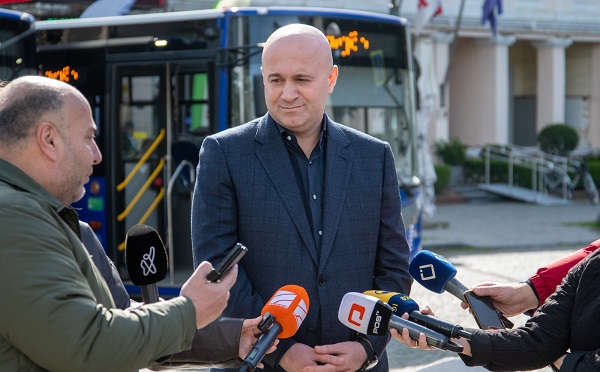 ოთარ ფარცხალაძეს არ ვიცნობ, დანაშაულის ,ჩაფარცხვაზე საუბარი არასერიოზული - სულხან თამაზაშვილი ნიკო კვარაცხელიას საქმეზე