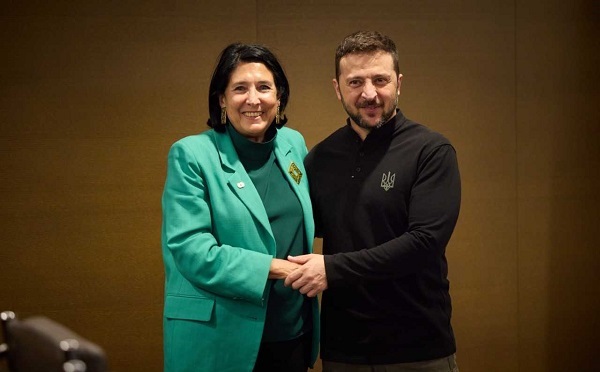 ძვირფასო ვოლოდიმირ, ოთხი წლის შემდეგ ამ თითქოსდა დიდმა იმპერიამ ვერ მოახერხა თქვენი მუხლებზე დაჩოქება, გისურვებთ, შვიდობა ძალიან მალე დადგეს - სალომე ზურაბიშვილი