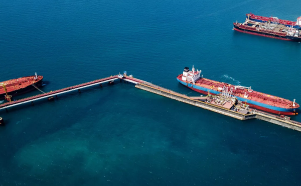 აშშ-მა რუსული ნავთობის შეძენაზე სანქციები 11 აპრილამდე მოხსნა