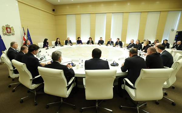 ილია მეორის დაკრძალვის საორგანიზაციო საკითხებთან დაკავშირებით შექმნილ სახელმწიფო კომისიას ირაკლი კობახიძე უხელმძღვანელებს