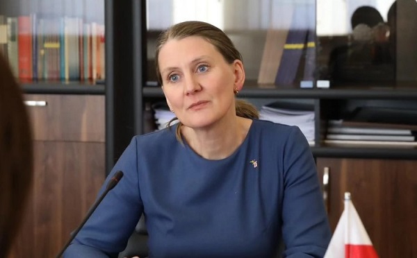 ელენე ხოშტარიას მიმართ განაჩენი ოპოზიციის წინააღმდეგ სამართლებრივი ქმედების კიდევ ერთი მაგალითია, რომელიც კითხვებს აჩენს - შვედეთის ელჩი