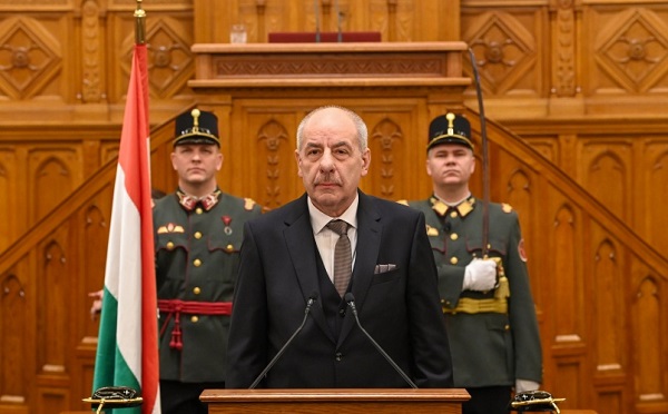 მიხეილ ყაველაშვილს საქართველოს კათოლიკოს-პატრიარქის, უწმინდესისა და უნეტარესი ილია II-ის გარდაცვალებასთან დაკავშირებით უნგრეთის პრეზიდენტმა, ტამაშ შუიოკმა მიუსამძიმრა