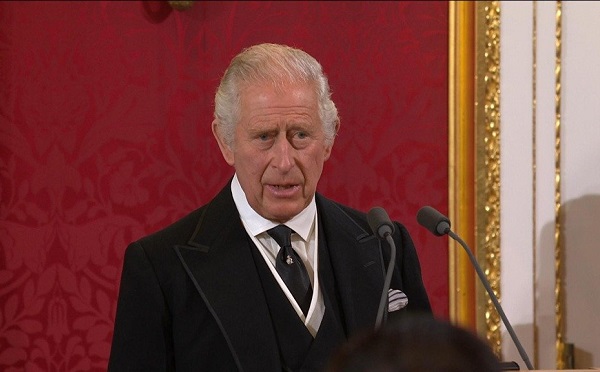 ილია მეორის მოღვაწეობა გამოირჩეოდა სიბრძნითა და მაღალი მორალური ავტორიტეტით, რამაც მას უდიდესი პატივისცემა მოუტანა როგორც საქართველოში, ასევე მის ფარგლებს გარეთ - მეფე ჩარლზი