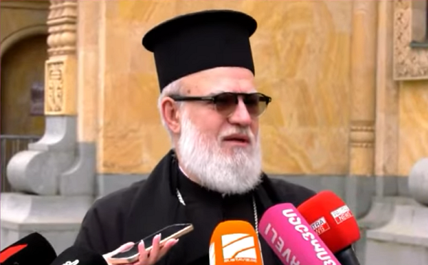 უპირველეს ყოვლისა, ადამიანი იყო, სხვად ყოფნის ნიჭი ჰქონდა, დარწმუნებული ვარ, ღმერთი მას გულში ჩაიკრავს - მეუფე ზენონი ილია მეორეზე