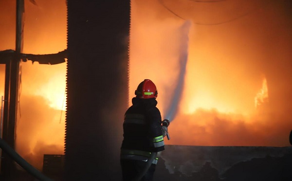 დიდი დიღმის დასახლებაში მდებარე ერთ-ერთ სასაწყობე შენობაში ხანძარი ლიკვიდირებულია