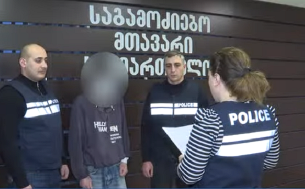 თბილისში დააკავეს პირი, რომელმაც დედა და ძმა მოკლა
