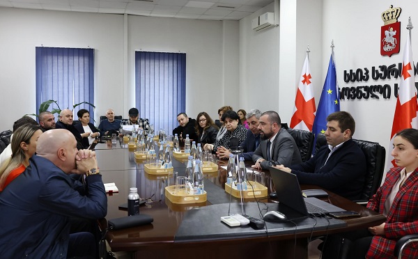 სურსათის ეროვნულ სააგენტოში  ხორცპროდუქტების ეტიკეტირების ცვლილებების საკითხი განიხილეს