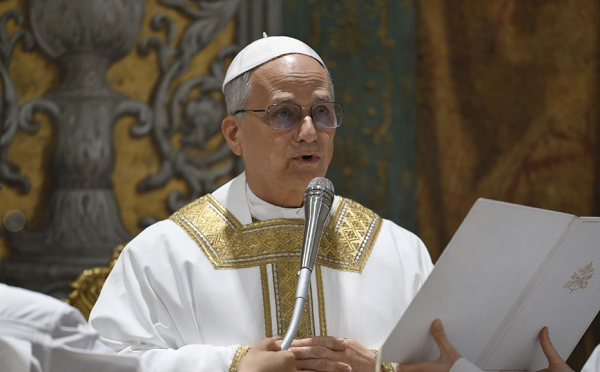 ილია მეორე გვერდში ედგა ქართველ ხალხს ძნელბედობის პერიოდში, სიყვარულით მფარველობდა ტრადიციებს, იმედით აღავსებდა მთელ საზოგადოებას, იყო ხმა შერიგებისა, დაუღალავი შემოქმედი ერთობისა - რომის პაპი