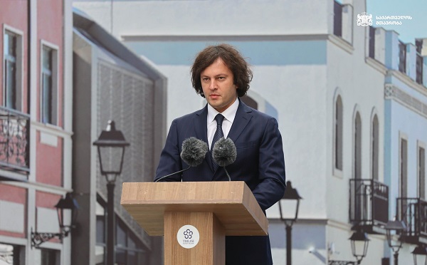 პლასტიკის მოხმარებასთან დაკავშირებულია ბევრი დაავადების მომრავლება, თუმცა მნიშვნელოვანია ეკონომიკური ასპექტები, არ გვსურს ბიზნესის ინტერესების დაზარალება, ასევე, ფასების ზრდა, მიიღება დაბალანსებული გადაწყვეტილება - კობახიძე 