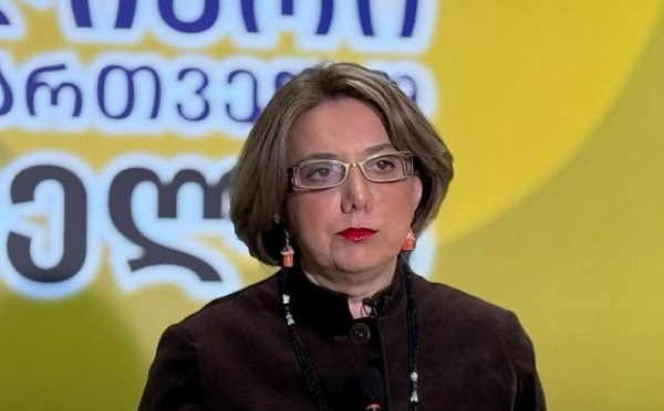 ისტორიული არჩევანის გაკეთებისას რთულად თუ წარმოიდგენდა ვინმე, რომ გავიდოდა 35 წელი, საქართველო კი, ისევ არსებობის ზღვარზე იდგებოდა, საქართველოს დღეს მეტი მეგობარი გულშემატკივრობს, მაგრამ ბრძოლა ჩვენი მოსაგებია - სალომე სამადაშვილი