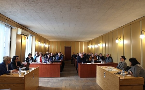 ოზურგეთში მცენარეთა მავნე ორგანიზმების დიაგნოსტიკის საკითხებზე ფერმერებთან საინფორმაციო შეხვედრა გაიმართა