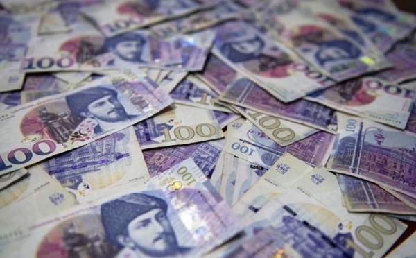 ლარი დოლართან გამყარდა, ევროსთან გაუფასურდა