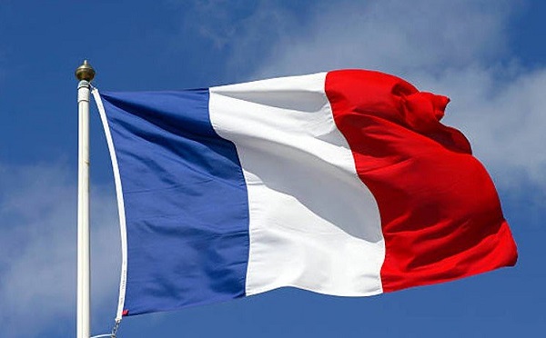 სამძიმარს ვუცხადებთ საქართველოს ეკლესიას და ქართველ ხალხს ილია მეორის გარდაცვალების გამო, ის იყო უმნიშვნელოვანესი ფიგურა, რომელმაც ქართველები გააერთიანა - საფრანგეთის საელჩო