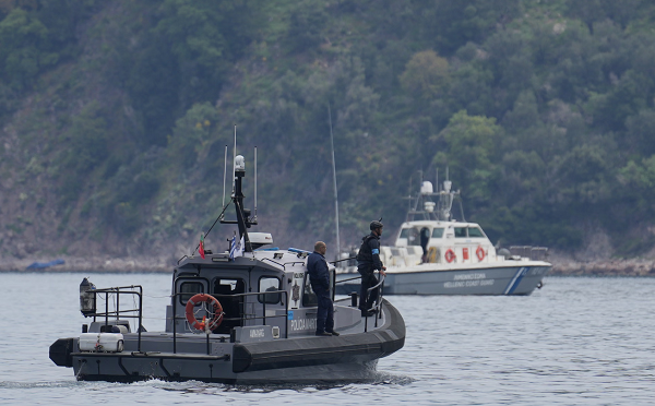 საბერძნეთის სანაპიროსთან 22 მიგრანტი დაიღუპა - The Guardian