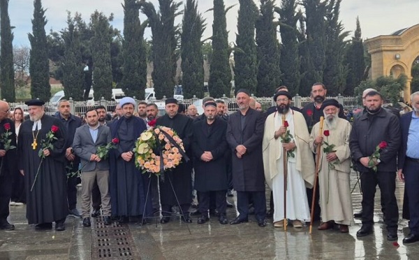 საქართველოს კათოლიკოს-პატრიარქის, ილია მეორის ხსოვნას სხვადასხვა რელიგიების წარმომადგენლებმა პატივი მიაგეს