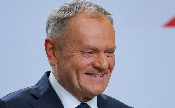 მე ძალიან ბედნიერი ვარ, თქვენზე ბედნიერიც კი, კეთილი იყოს თქვენი დაბრუნება ევროპაში - დონალდ ტუსკი პეტერ მადიარს