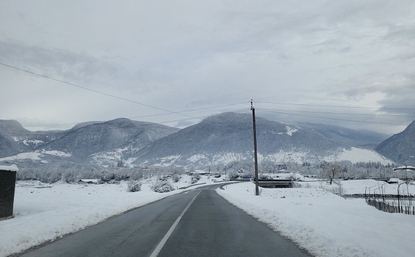 ნაქერალას უღელტეხილზე მისაბმელიანი და ნახევრადმისაბმელიანი ავტოტრანსპორტის მოძრაობა აღდგა