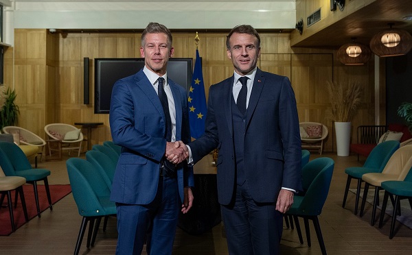 საფრანგეთი მიესალმება უნგრელი ხალხის ერთგულებას ევროკავშირის ღირებულებებისადმი - ემანუელ მაკრონმა პეტერ მაგიარს გამარჯვება მიულოცა